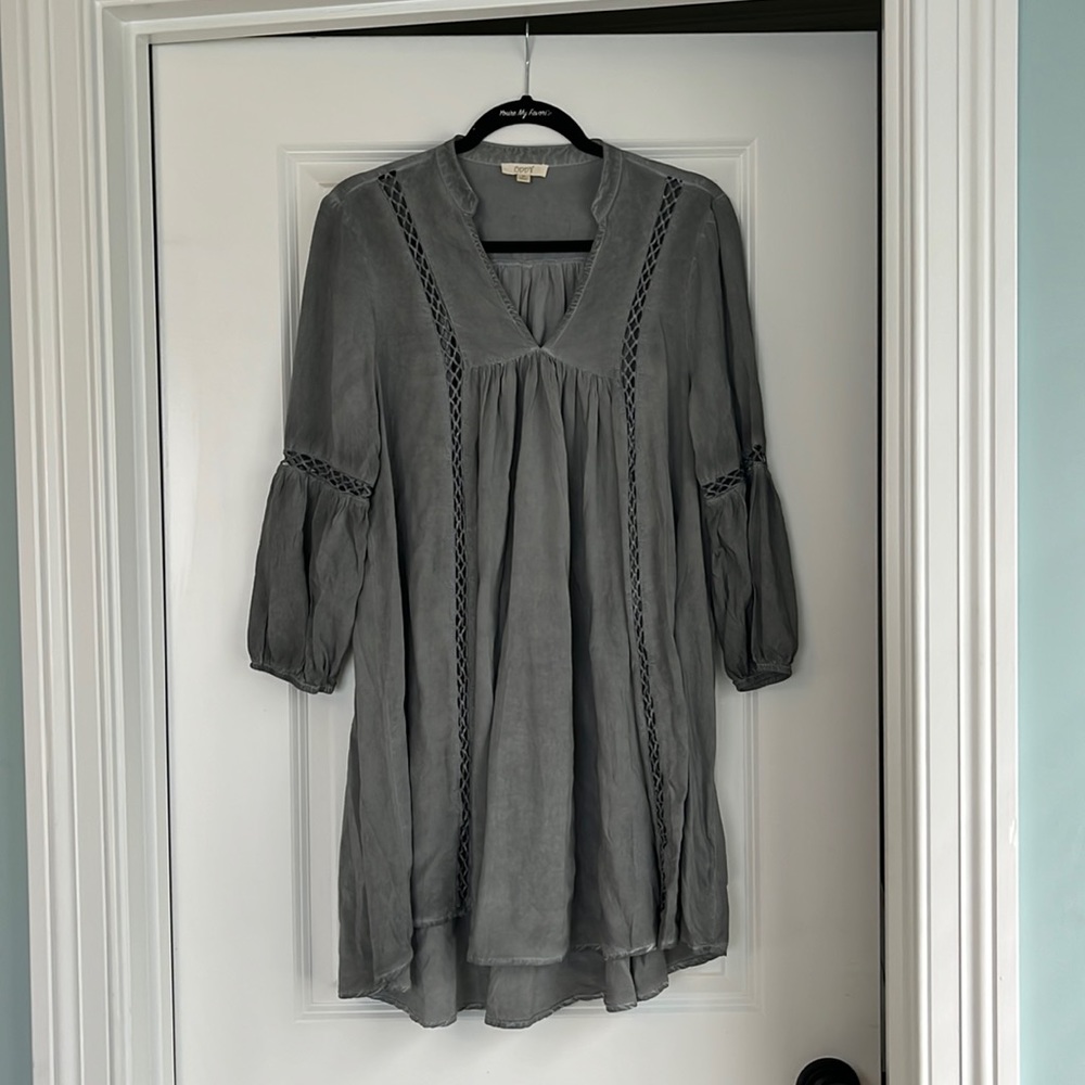 Never worn blue- grey smock dress! Size S; 3/4 length sleeves